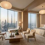 Club Midnight Szálloda 3*